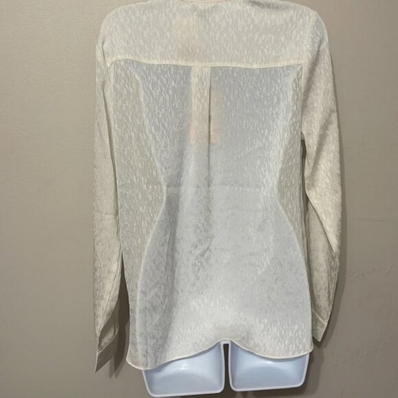 NYDJ Flounce Crossover Blouse Size NWT - Picture 6 of 9
